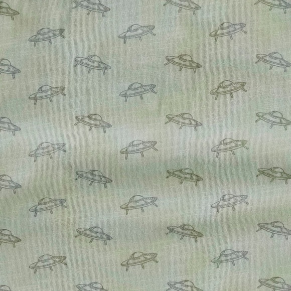 Kate Quinn Ringer Tee - Picture 2 of 6